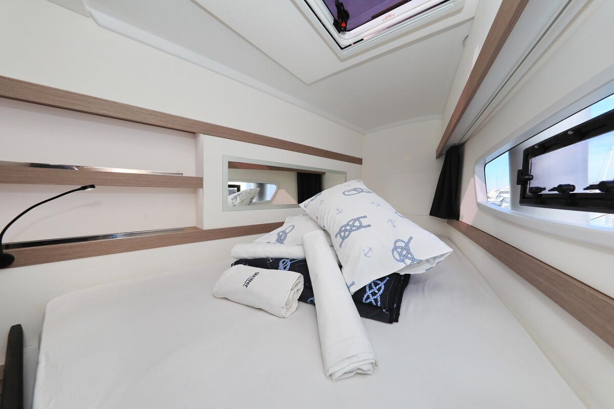 Fountaine Pajot Lucia 40 Felicitas II