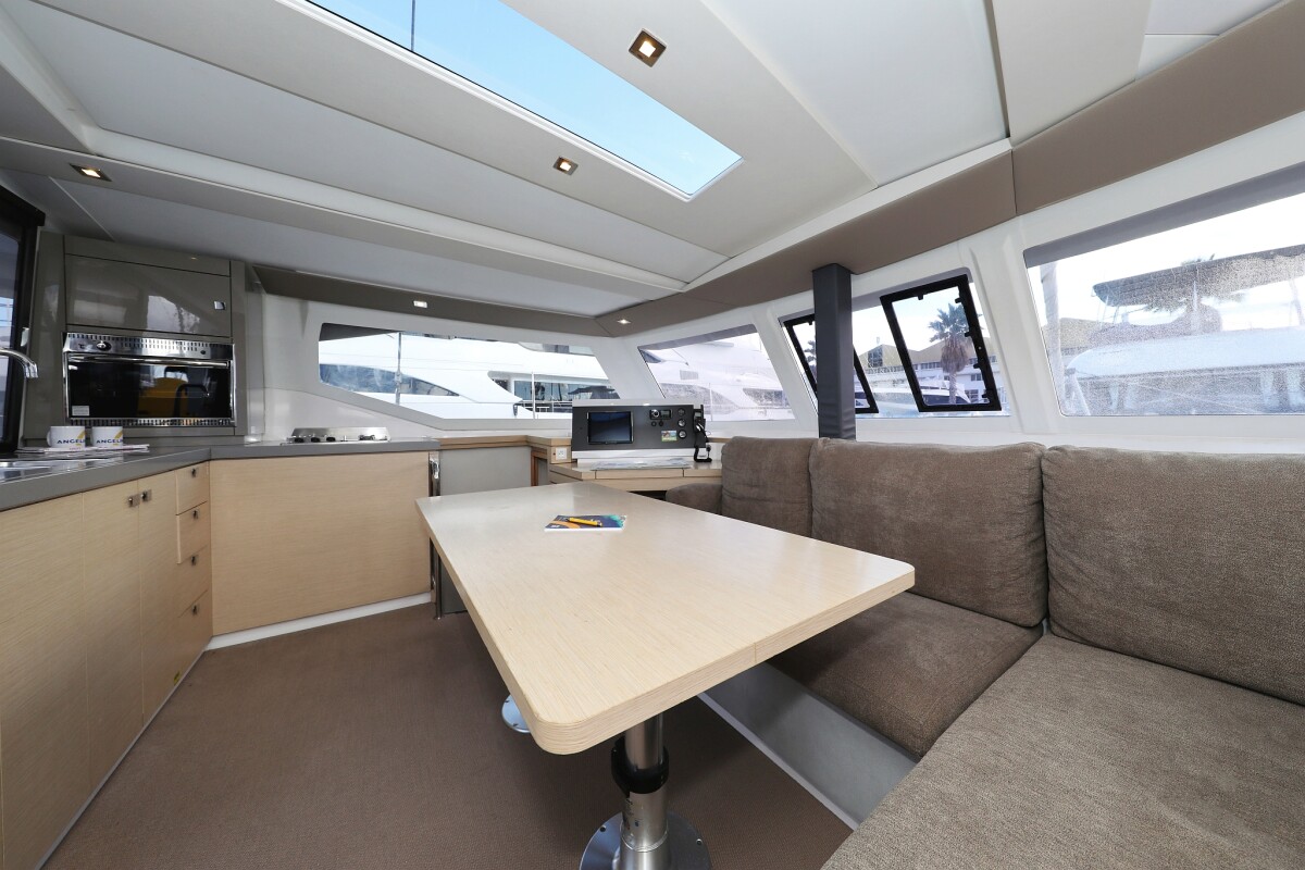 Fountaine Pajot Lucia 40 Why Not