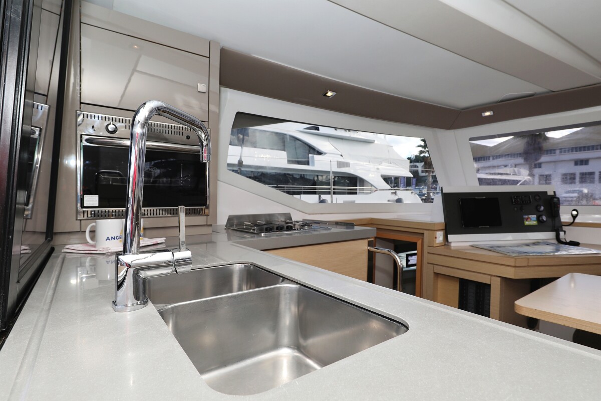 Fountaine Pajot Lucia 40 Why Not