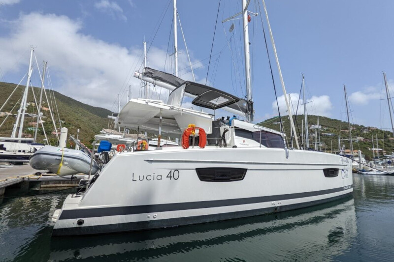 Fountaine Pajot Lucia 40 Infinite Blue