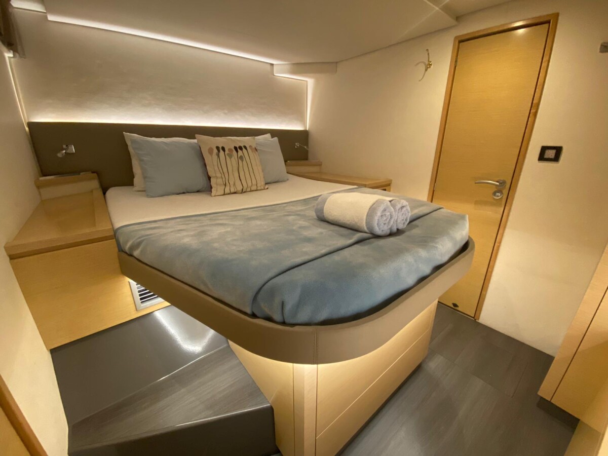 Fountaine Pajot Saba 50 Quintet Nowhere