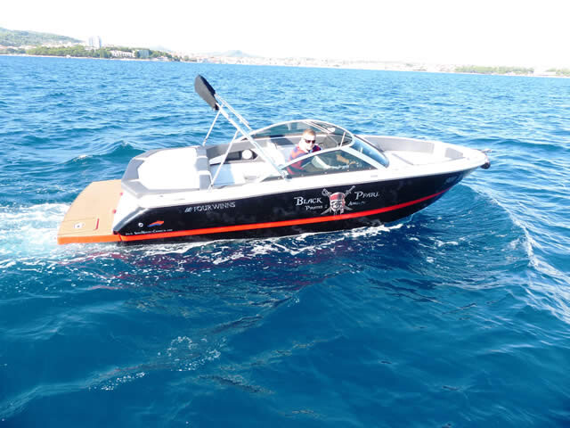 Four Winns H210 Black Pearl