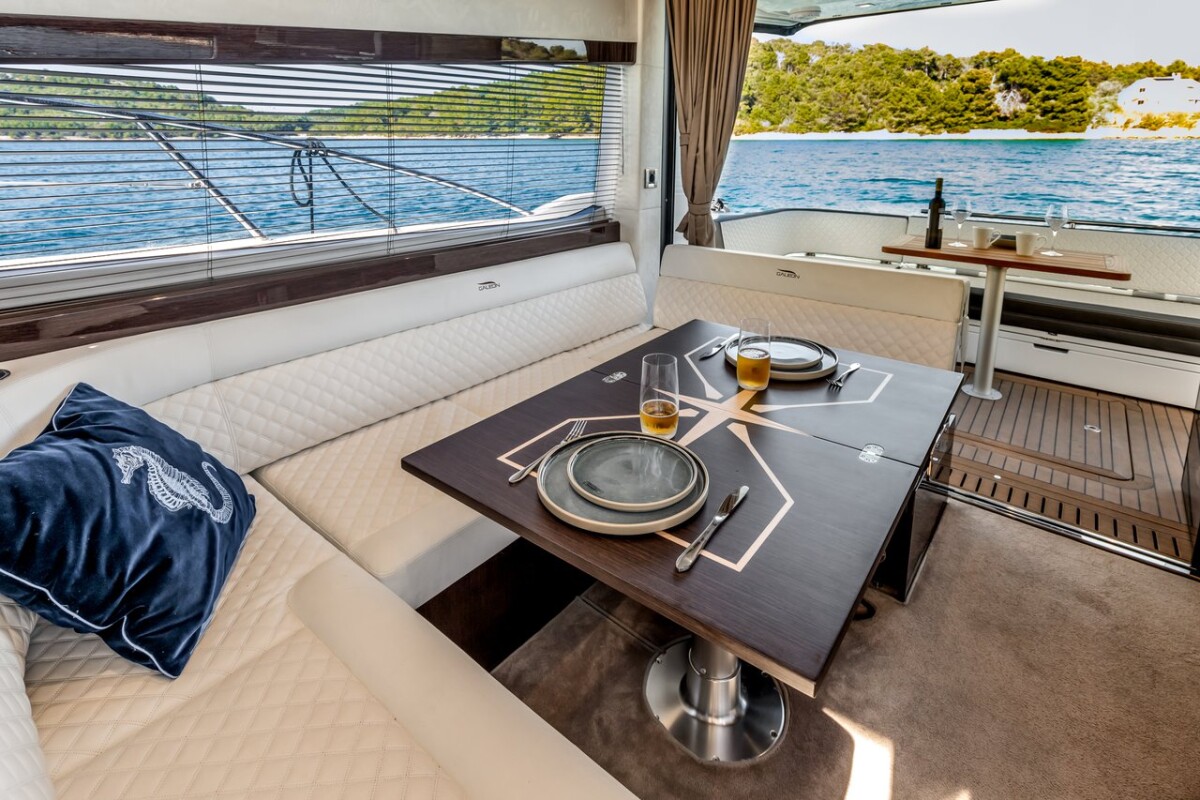 Galeon 420 Amber Blue