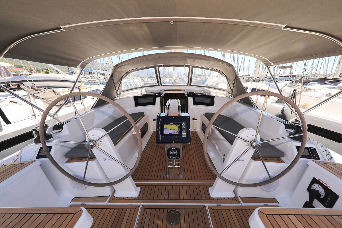 Hanse 388 Sweet Summer