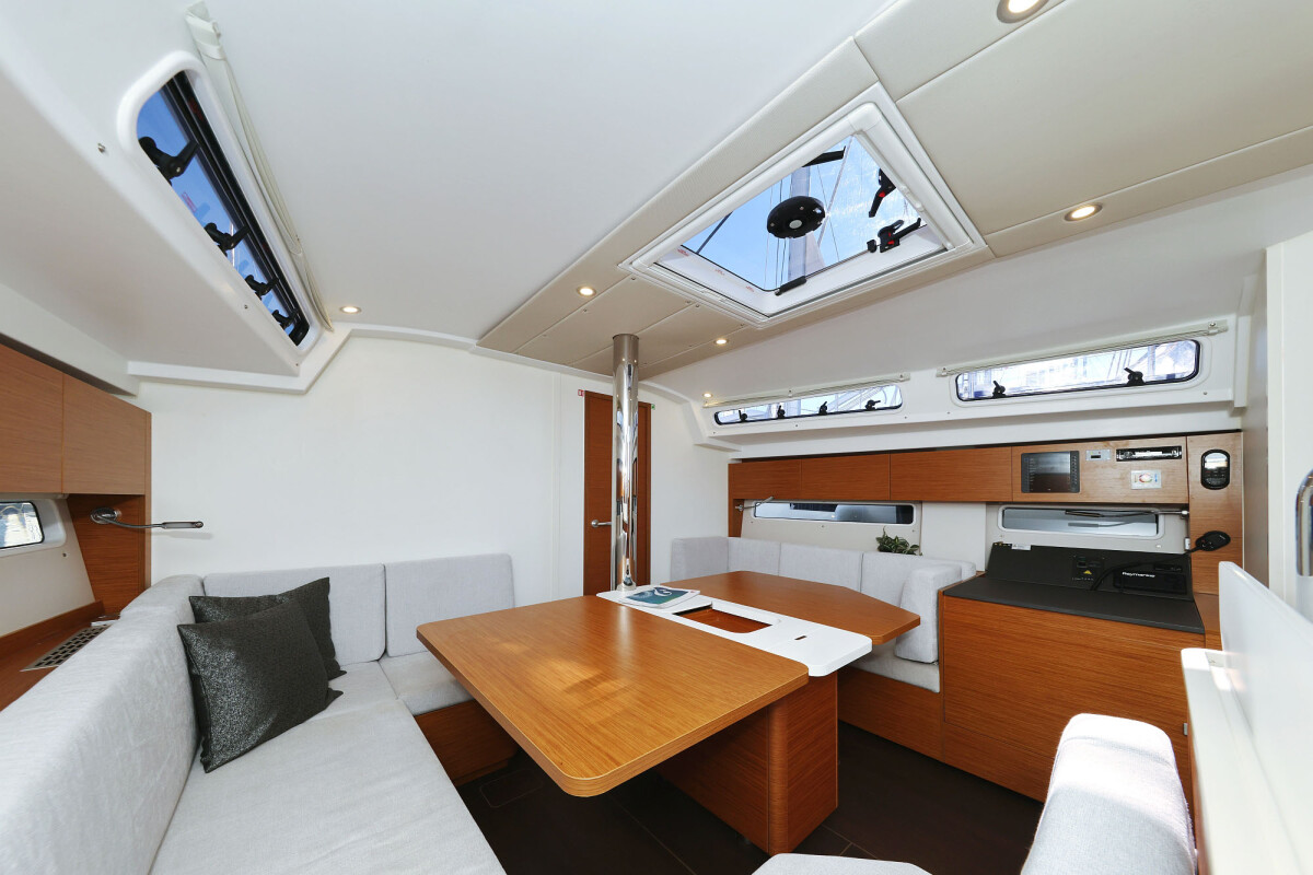 Hanse 410 Bela