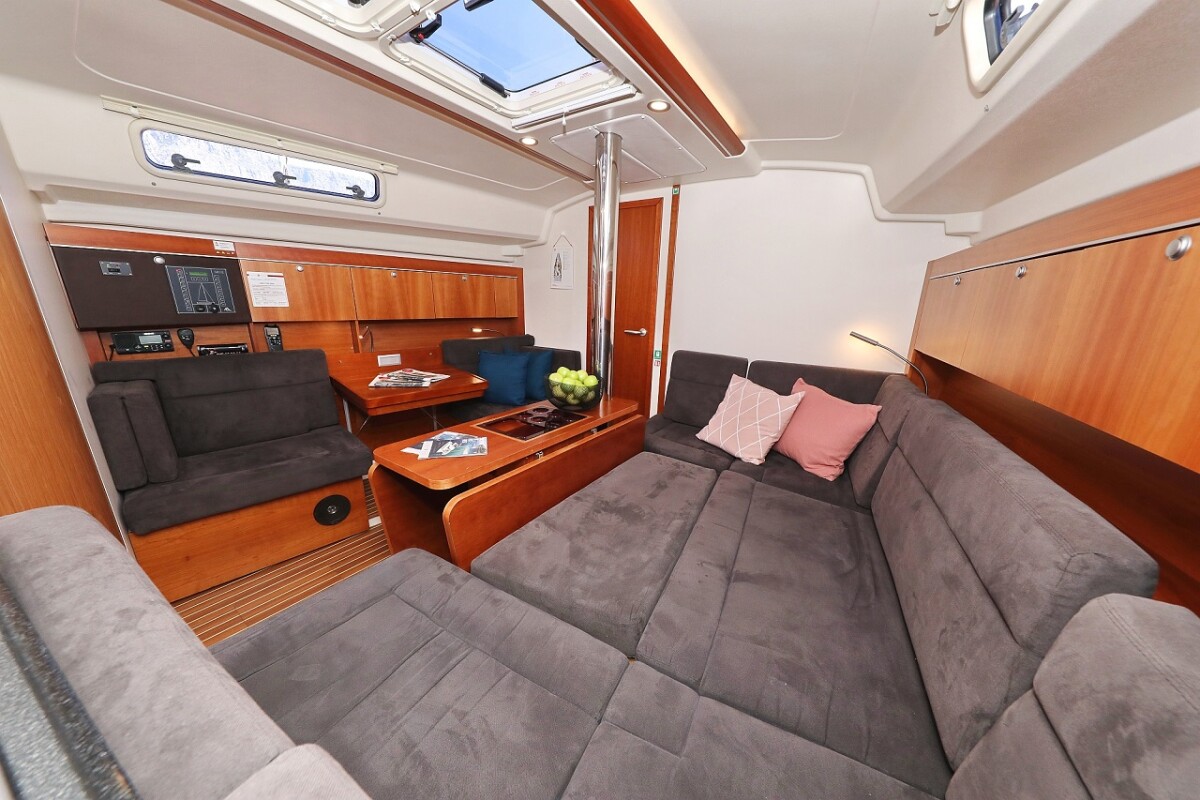 Hanse 415 Luna