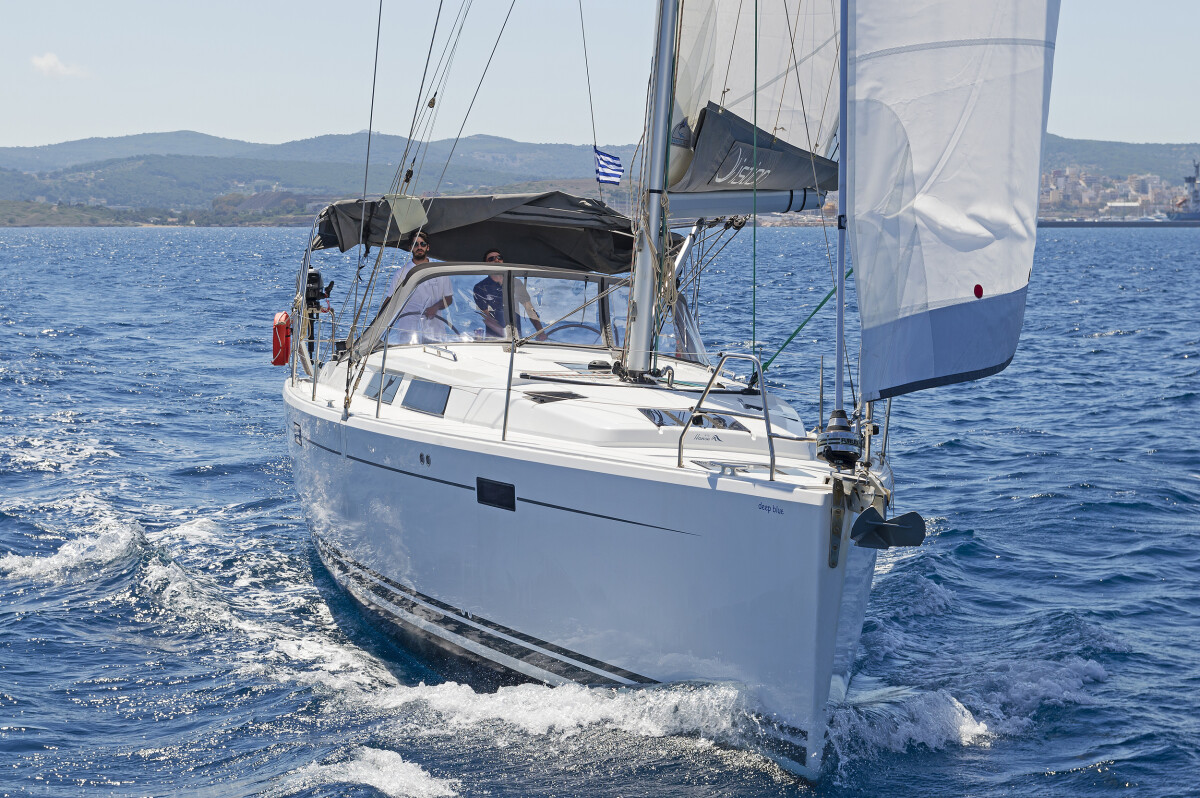 Hanse 415 Deep Blue