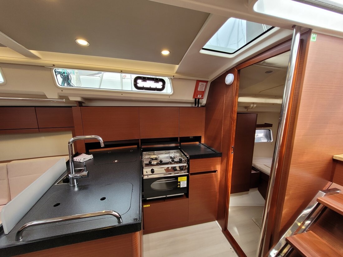 Hanse 418 heNA
