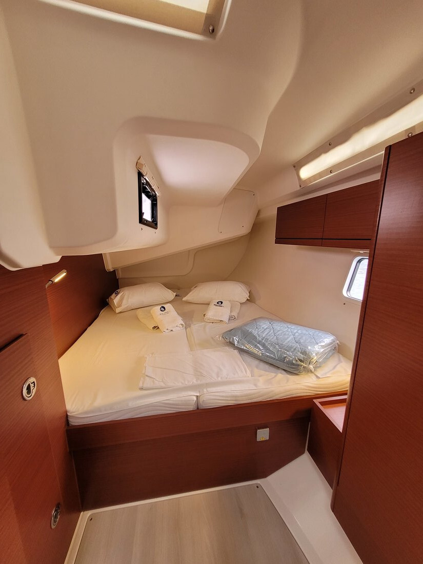 Hanse 418 heNA