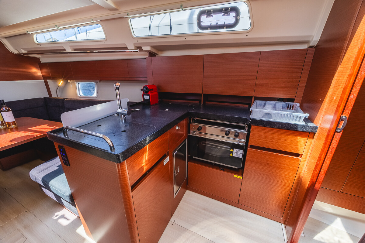 Hanse 418 Dafne