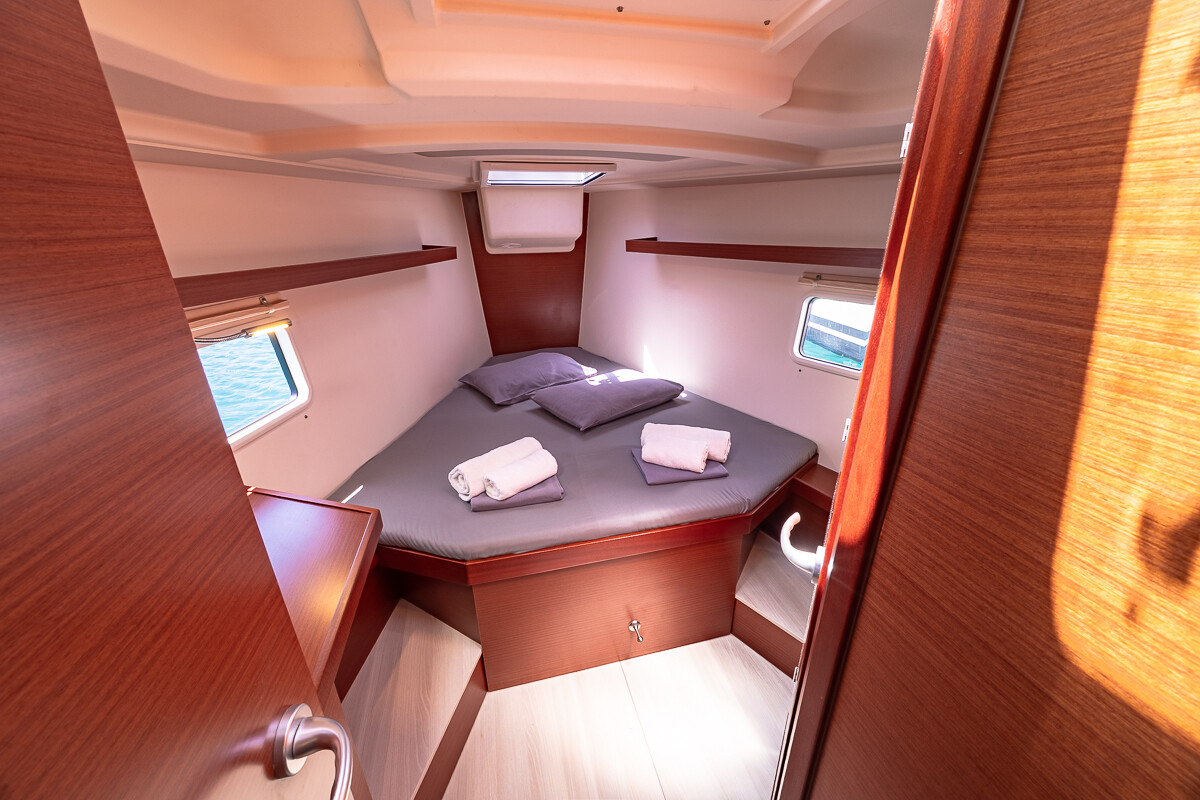 Hanse 418 Dafne