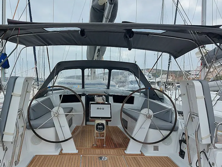 Hanse 418 Polynoe