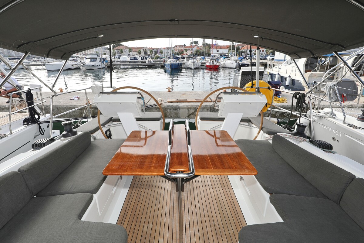 Hanse 455 