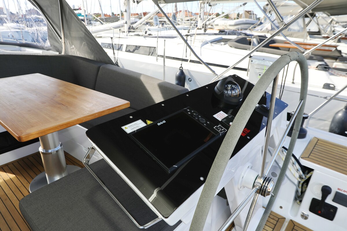 Hanse 460 Lucija - OW
