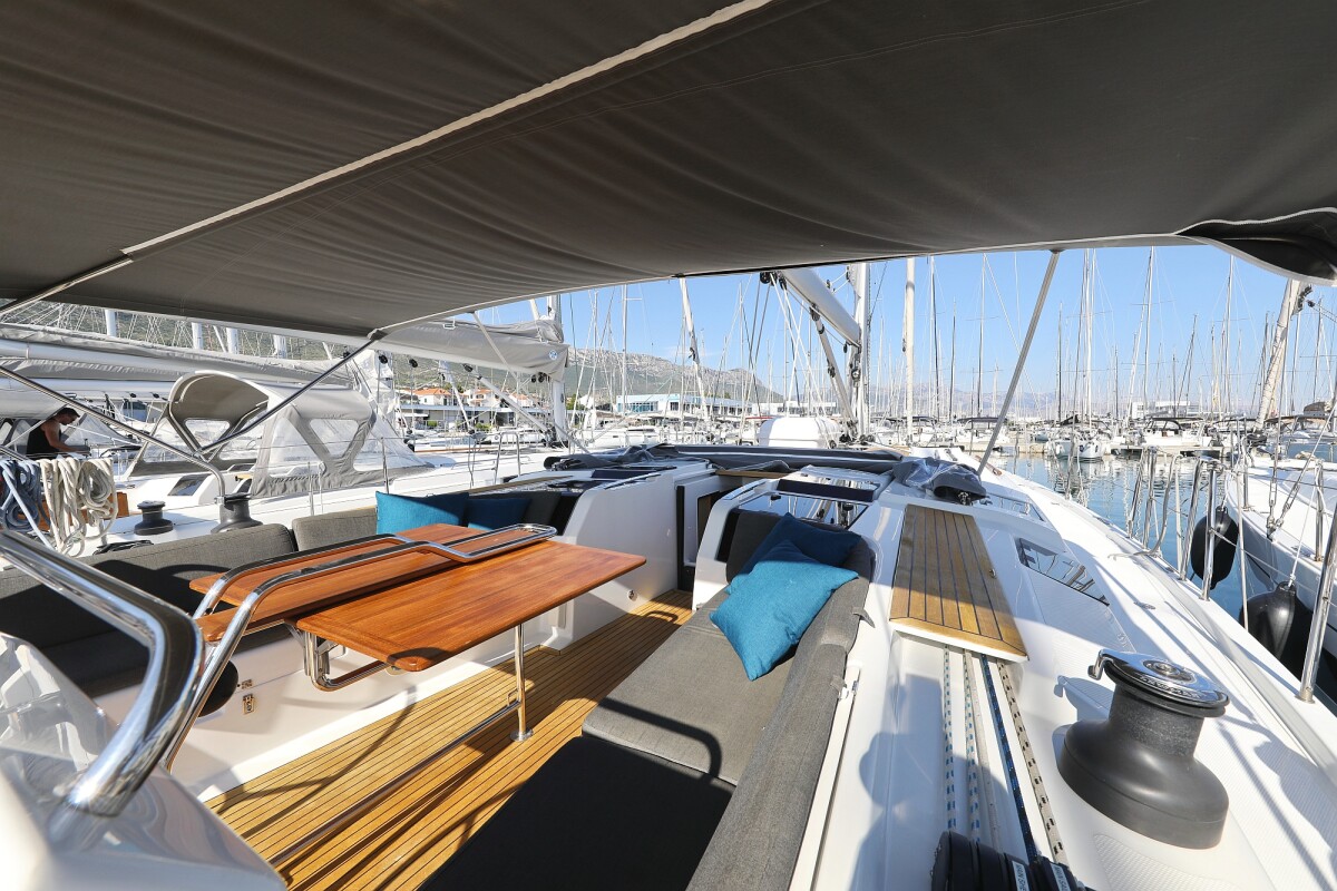 Hanse 505