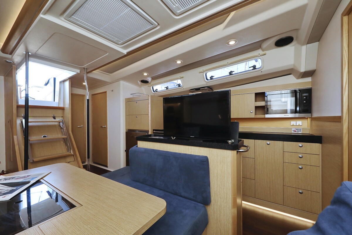 Hanse 505