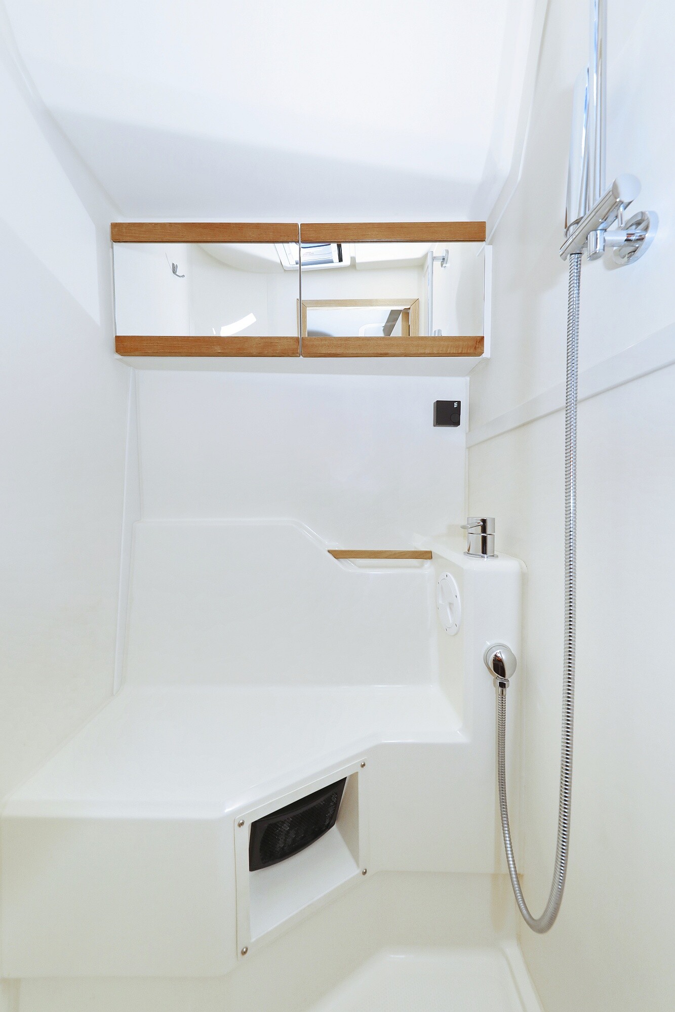 Hanse 505
