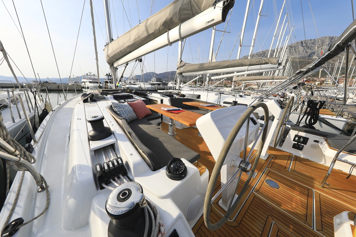 Hanse 508 Licence to Chill