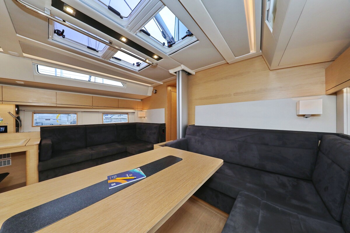 Hanse 548 Moje