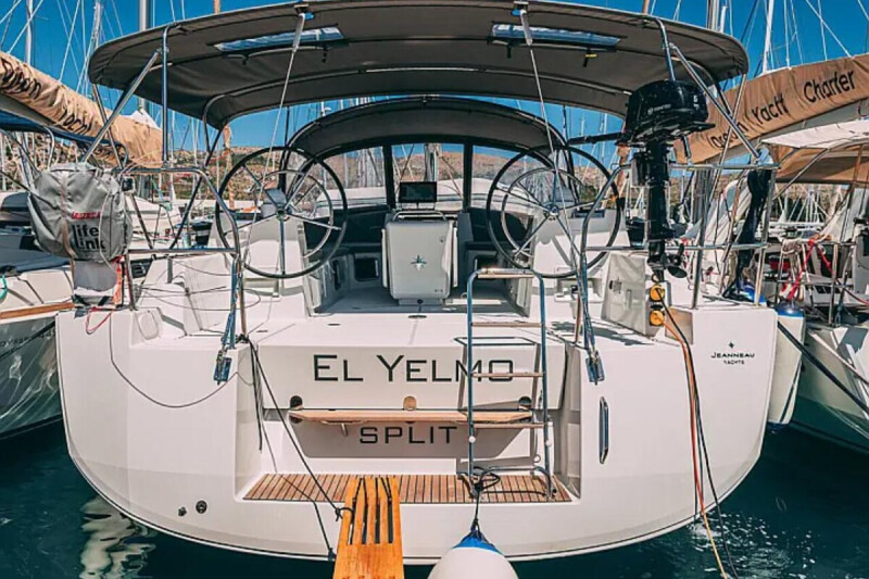 Jeanneau 54 El Yelmo