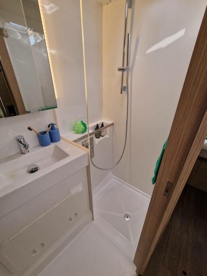 Lagoon 380 New