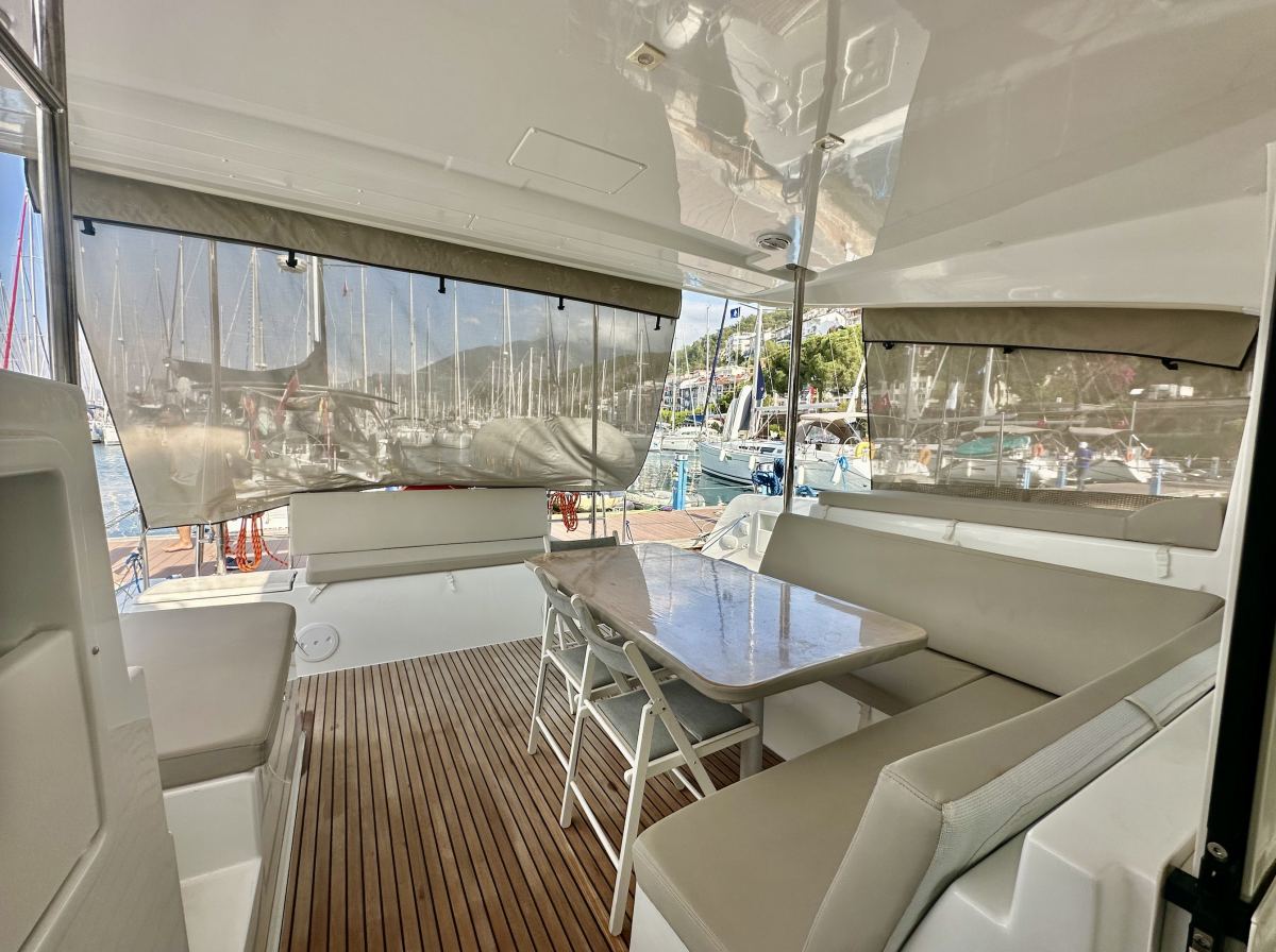 Lagoon 40 Sail Castor