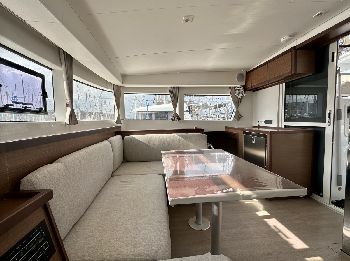 Lagoon 40 Sail Castor