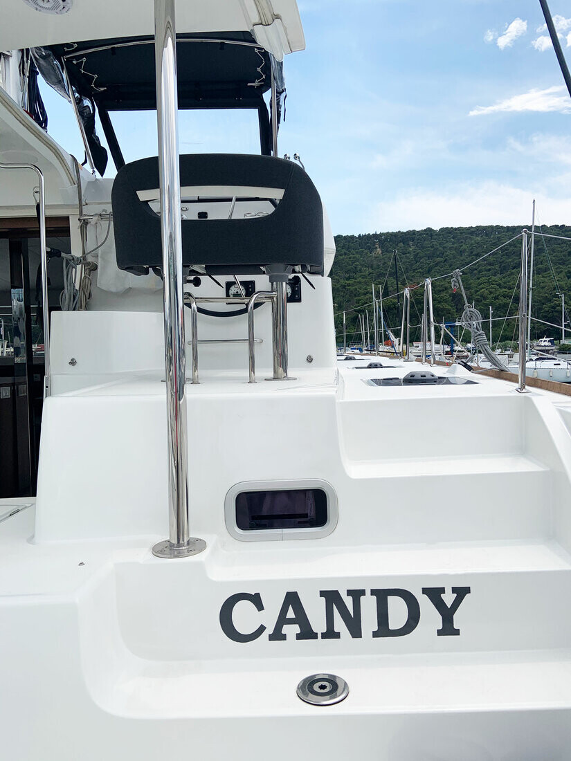 Lagoon 40 Candy