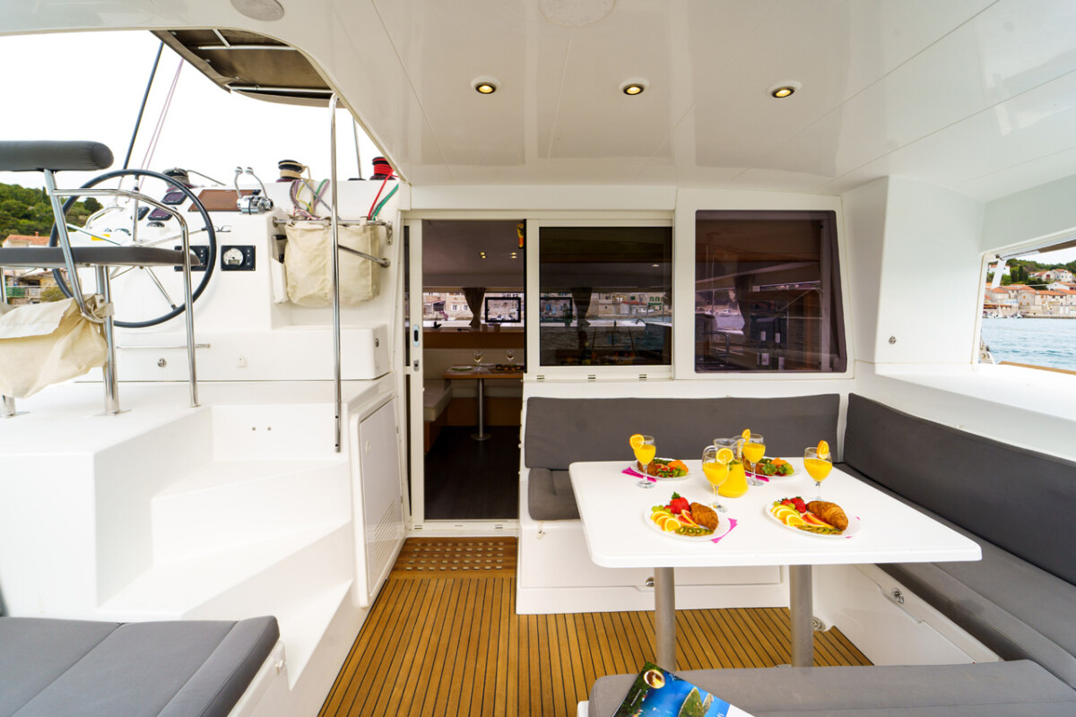 Lagoon 400 S2 