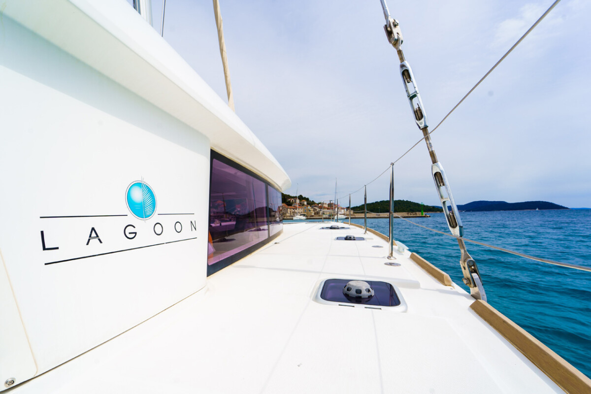 Lagoon 400 S2 