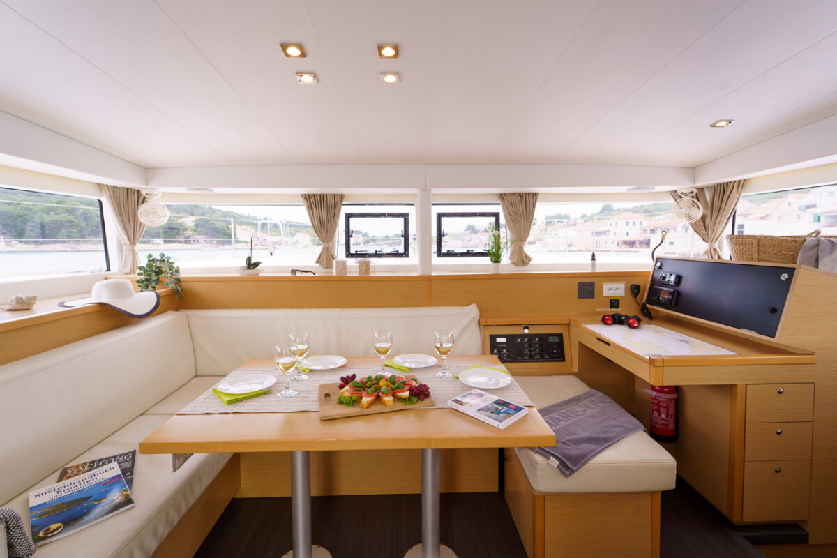 Lagoon 400 S2 