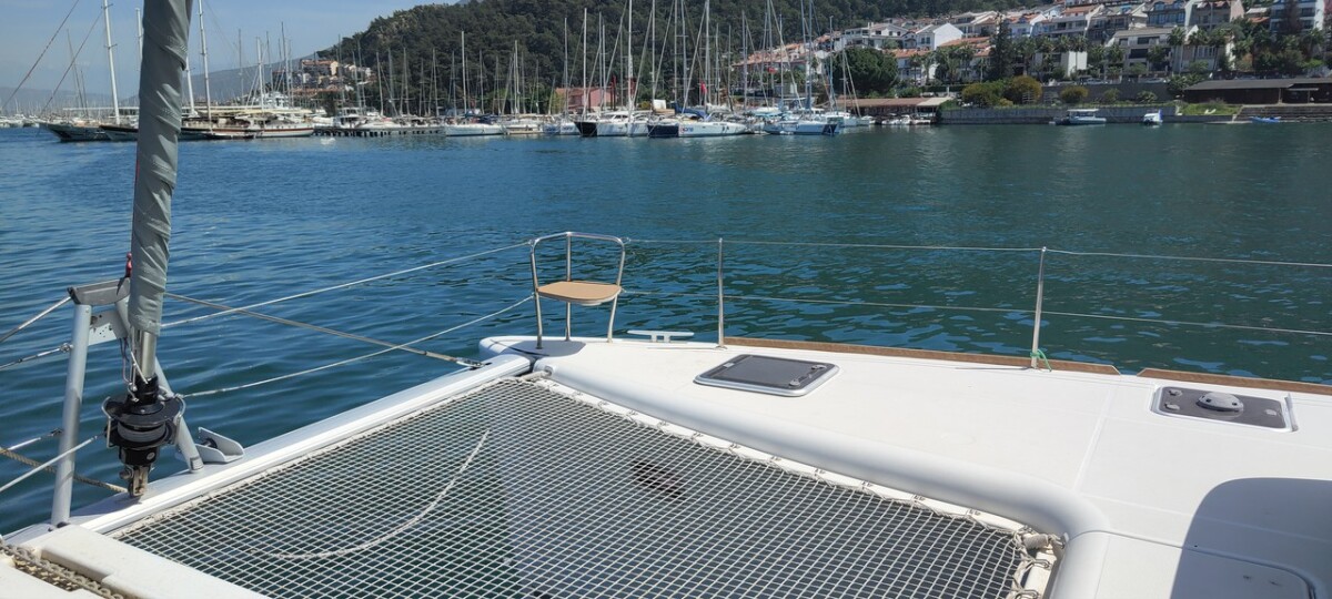 Lagoon 400 Santi