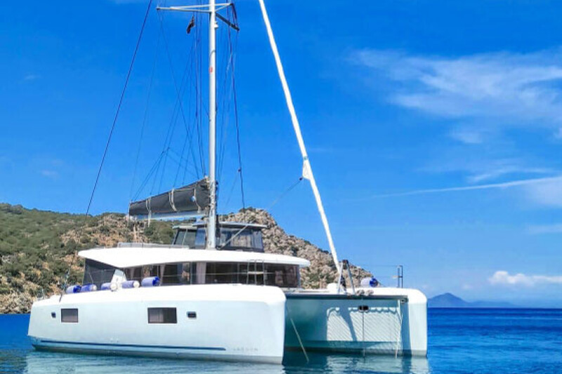 Lagoon 42 Blue Steel