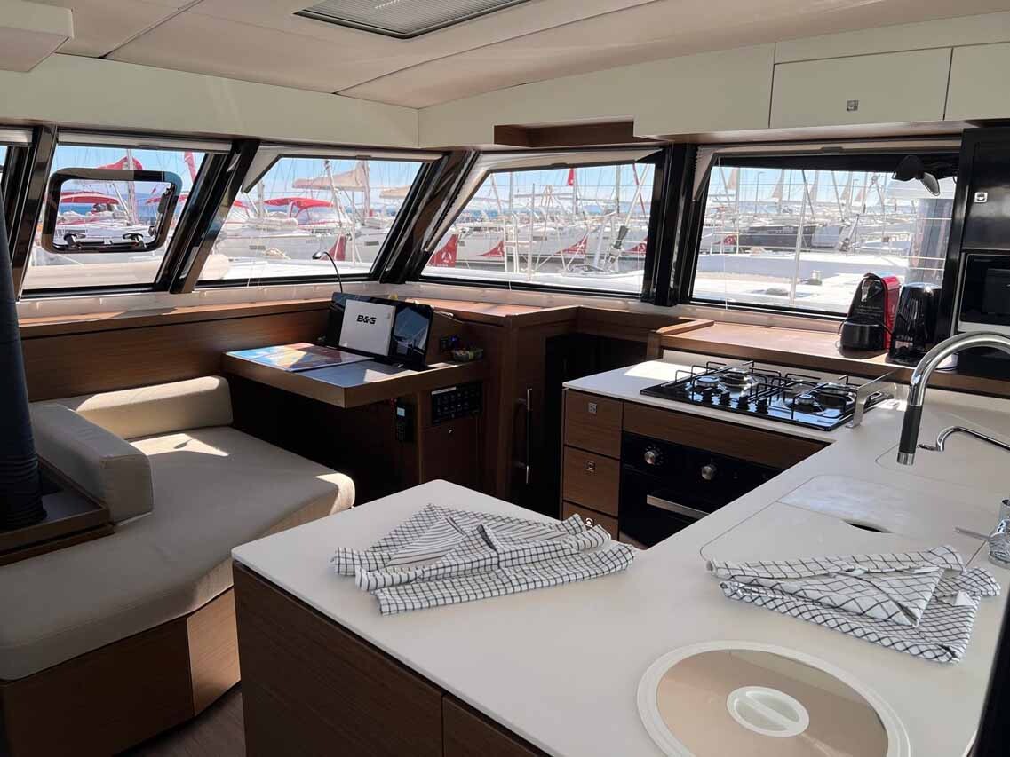 Lagoon 42 Adventure