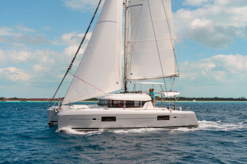 Lagoon 42 