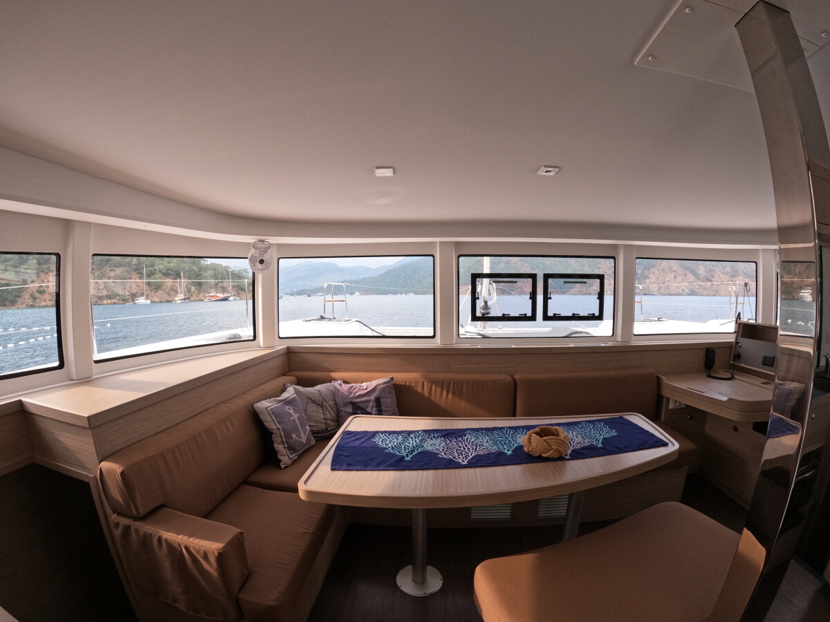 Lagoon 42 Rena