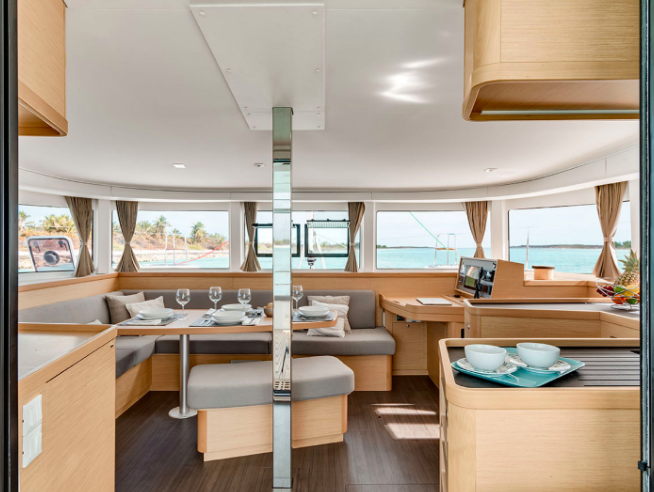 Lagoon 42 