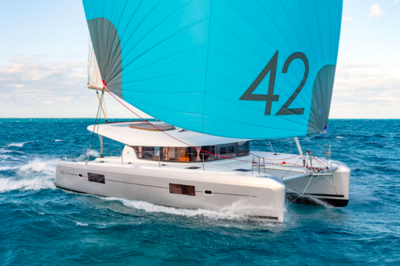 Lagoon 42 