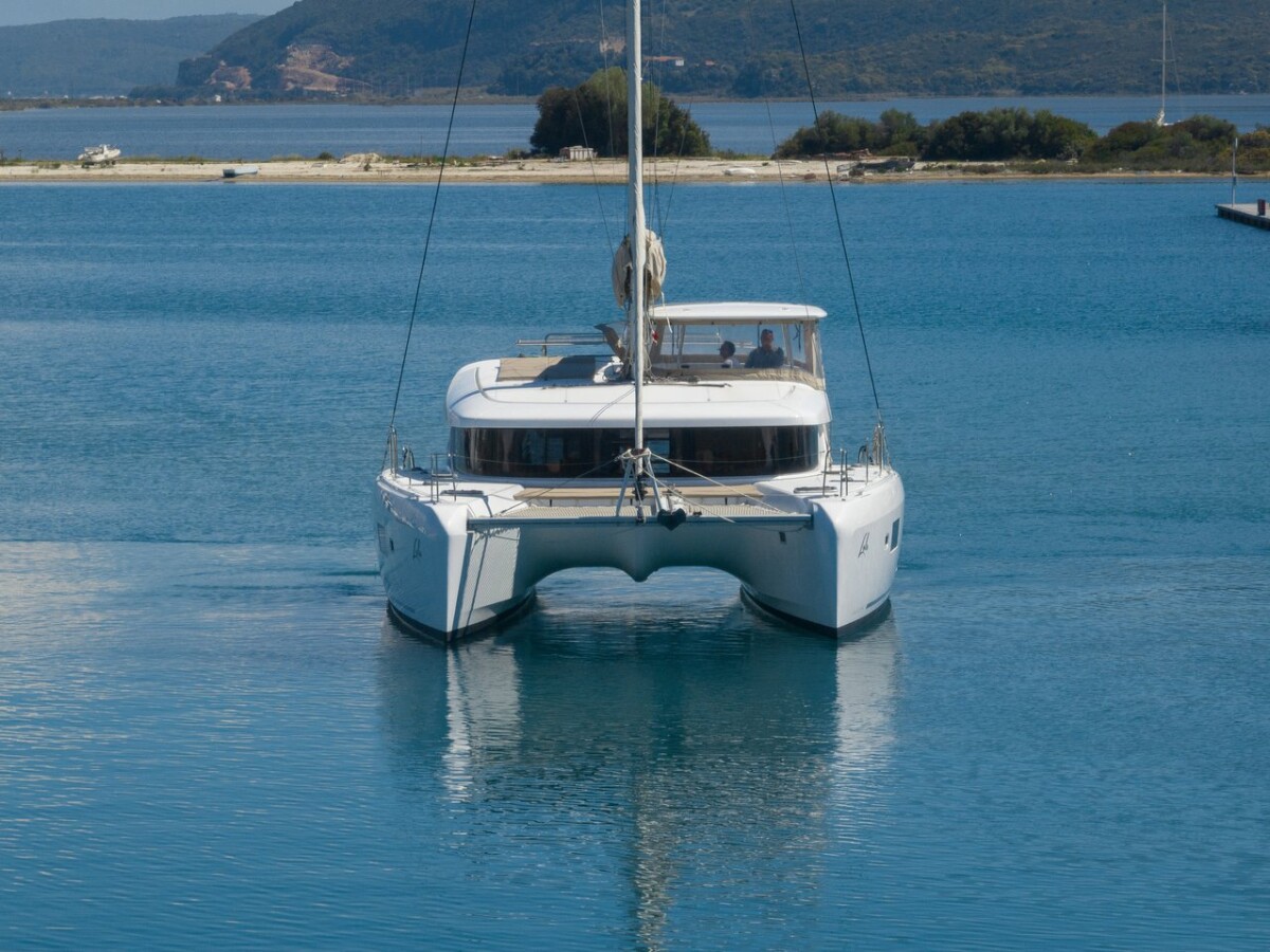 Lagoon 42 Lola