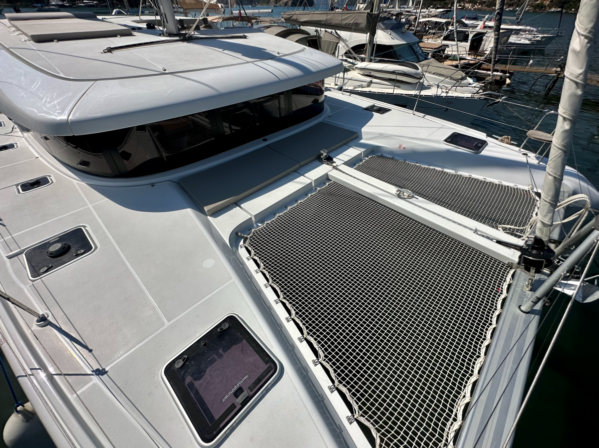 Lagoon 42 Sail Proteus