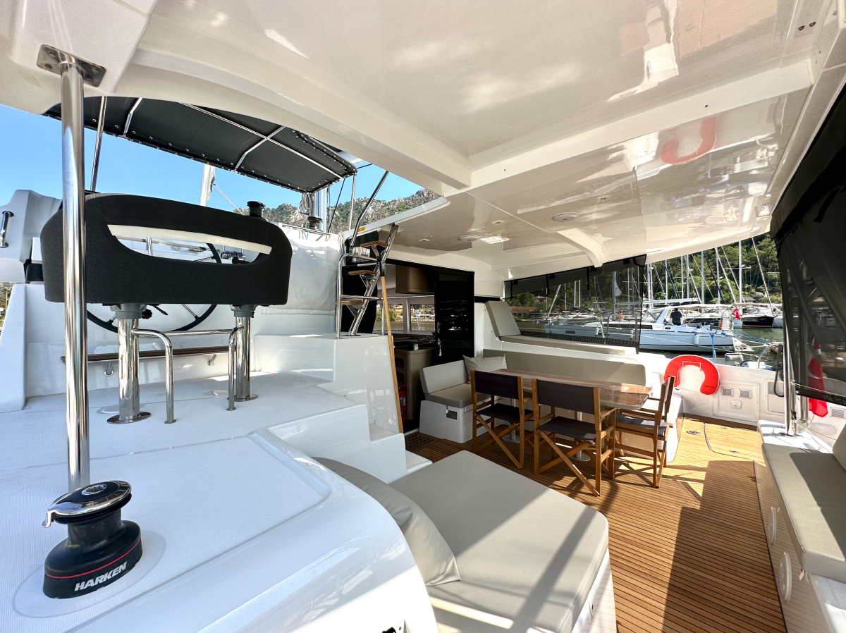 Lagoon 42 Sail Proteus
