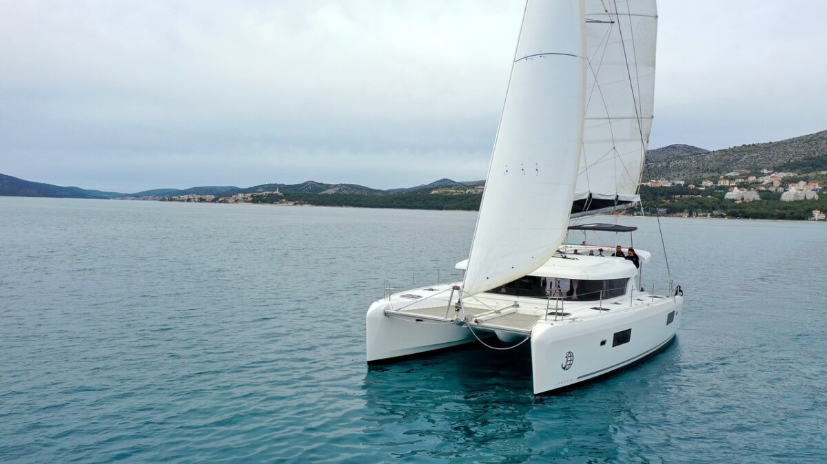 Lagoon 42 Vesper