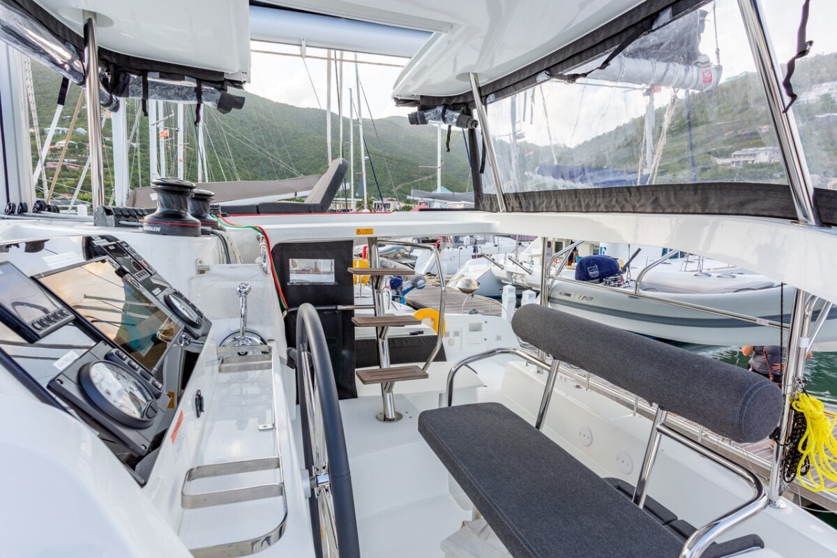 Lagoon 42 Arctic Fantasy II
