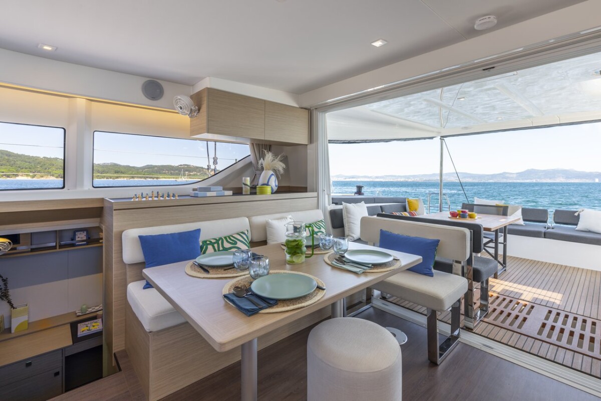 Lagoon 43 Cloud Dancer 2
