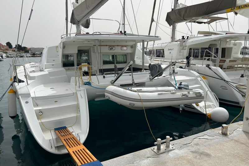 Lagoon 440 Manatee