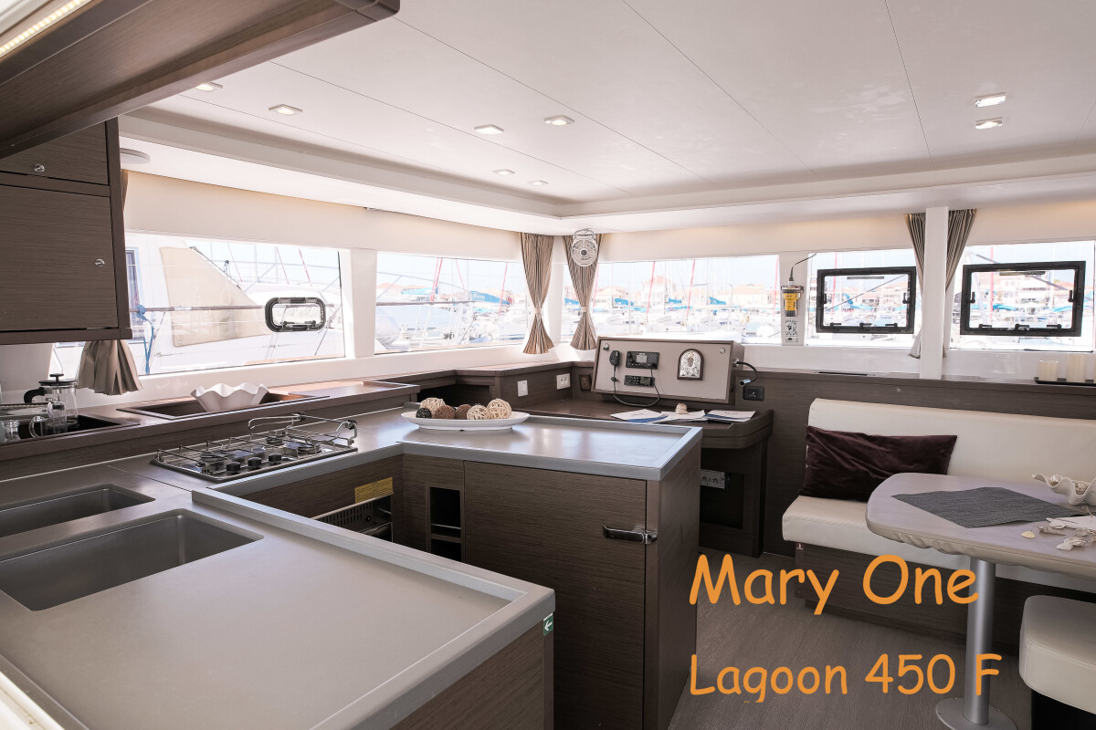 Lagoon 450 F Mary One