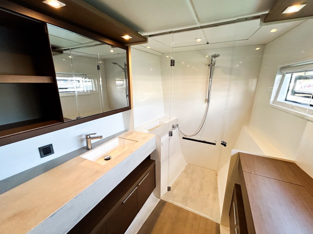 Lagoon 46 OW Clearlake III