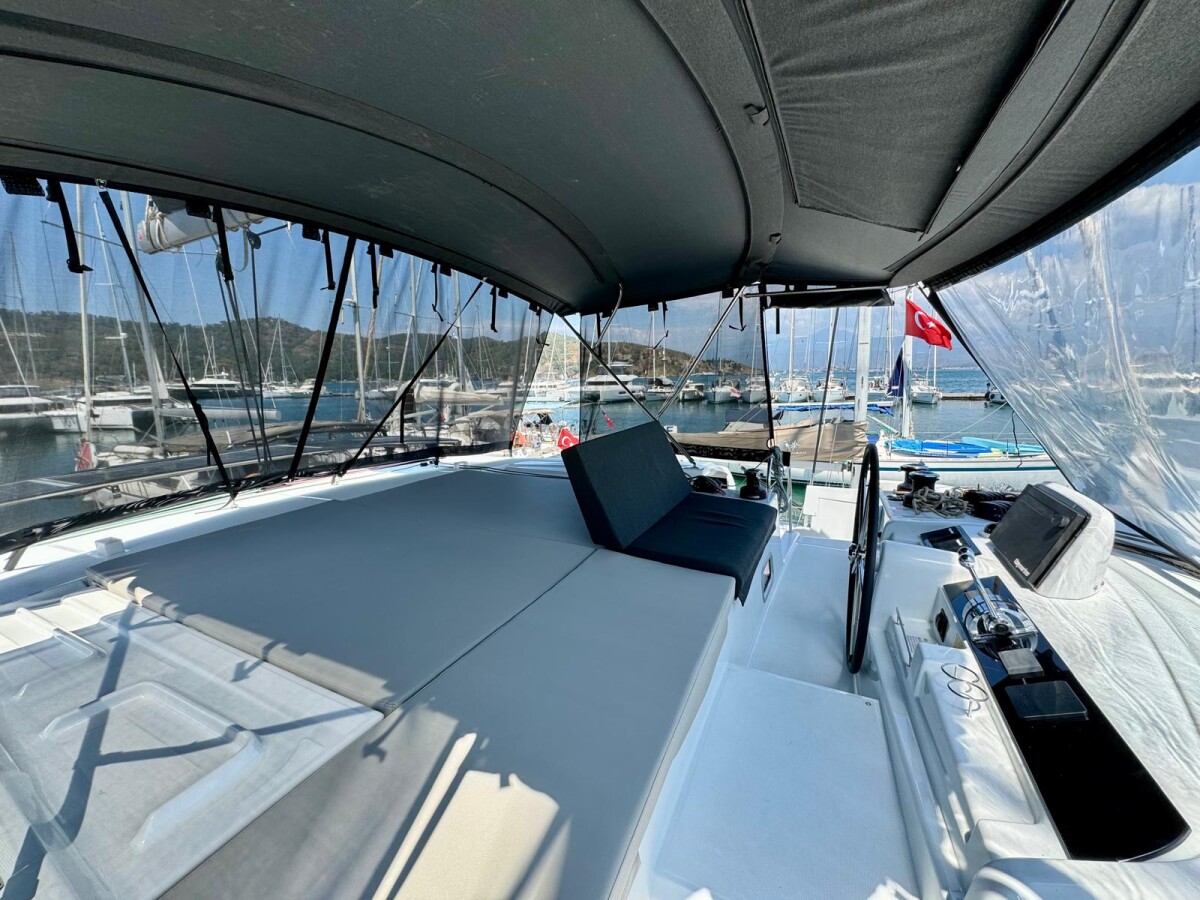 Lagoon 46 Sail Andromeda
