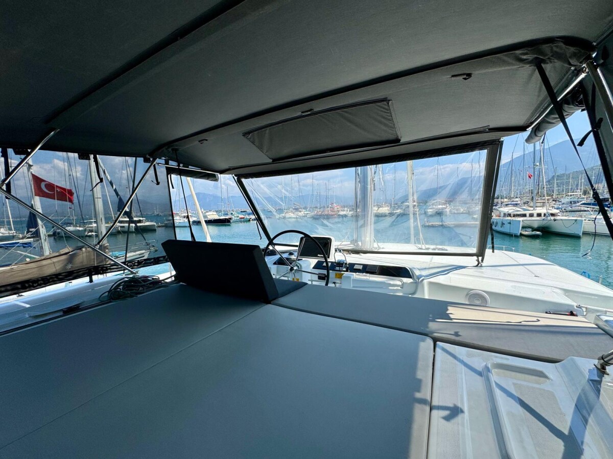 Lagoon 46 Sail Andromeda
