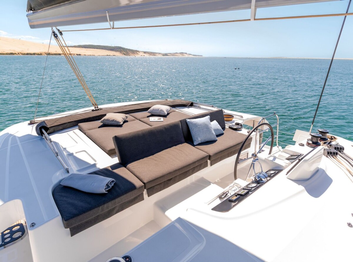 Lagoon 46 Sbronzo